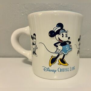 Disney Cruise Line Minnie Mouse Coffee Mug